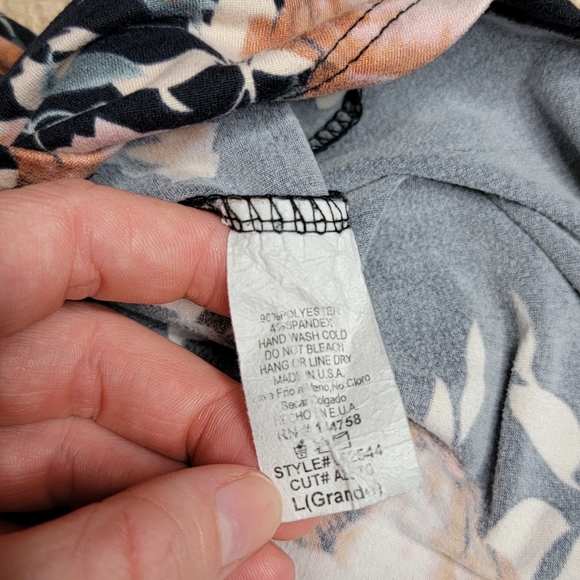 Lime n Chili Navy Floral Shirt (L) - Picture 5 of 5